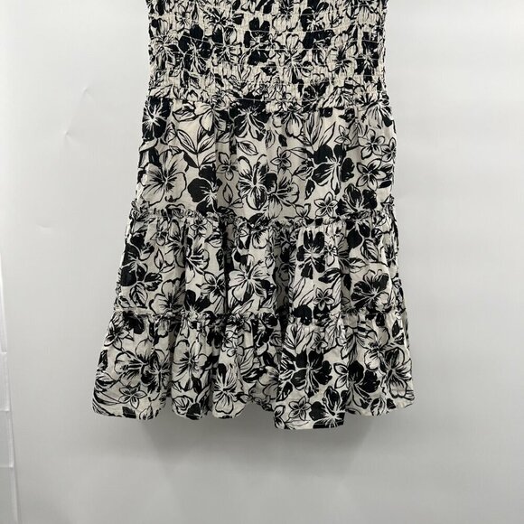 American Eagle Women's Tiered A-Line Smocked Floral Dress Black/White Size Small - Picture 6 of 9